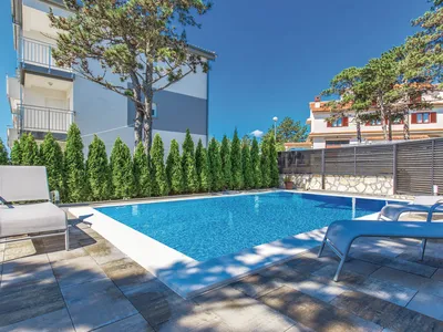 Ferienhaus für 6 Personen (126 m²) in Crikvenica 1/10