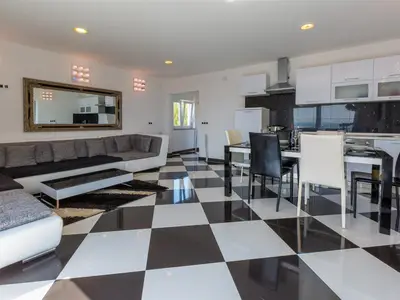 Ferienhaus für 10 Personen (125 m²) in Crikvenica 8/10