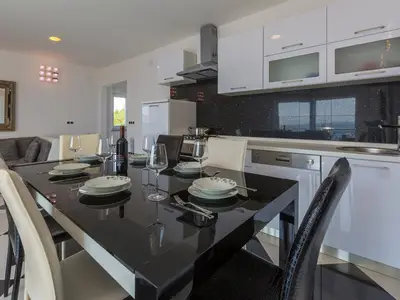 Ferienhaus für 10 Personen (125 m²) in Crikvenica 9/10