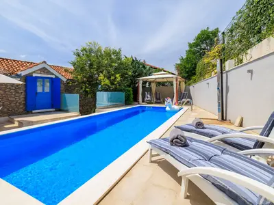 Ferienhaus für 6 Personen (145 m²) in Crikvenica 1/10