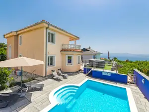 Ferienhaus für 8 Personen (180 m²) in Crikvenica