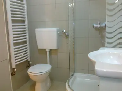 Bad/Dusche. Badezimmer Nr. 3