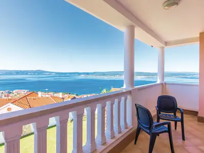 Ferienhaus für 19 Personen (282 m²) in Crikvenica 8/10