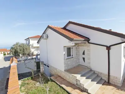 Ferienhaus für 4 Personen (100 m²) in Crveni Vrh 4/10