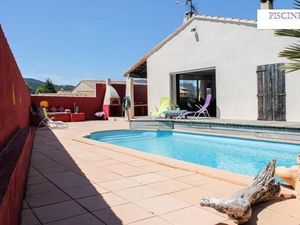 22454611-Ferienhaus-12-Cuges-les-Pins-300x225-1