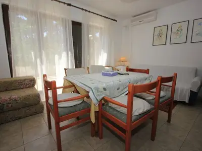 Ferienhaus für 6 Personen in Ćunski 9/10