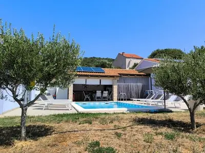 Ferienhaus für 6 Personen in Ćunski 2/10