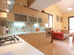 23741859-Ferienhaus-6-Custonaci-300x225-2