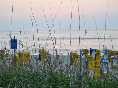 Abendstimmung am Strand in Cuxhaven Duhnen