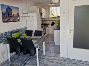 23873055-Ferienhaus-4-Cuxhaven-300x225-4