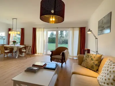 Cuxland-Fewo-Service - Ferienhaus James - Wohnzimmer