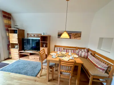 Cuxland-Fewo-Service -Ferienhaus Kampweg 16-Wohn/Esszimmer