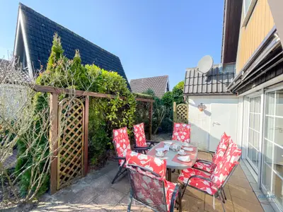 Cuxland-Fewo-Service -Ferienhaus Kampweg 16 Terrasse