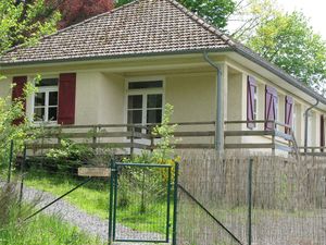 21541625-Ferienhaus-6-Cuzy-300x225-1