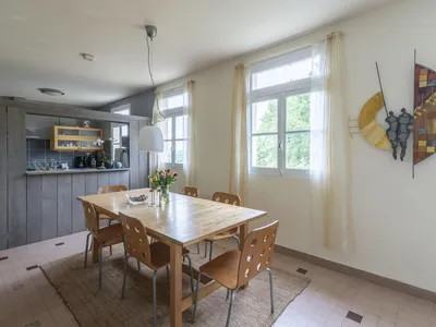 DiningRoom