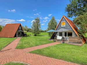 24043708-Ferienhaus-4-Dabel-300x225-1