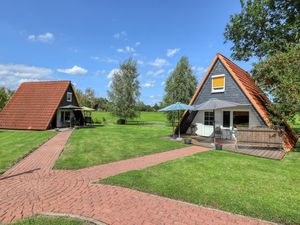 24043747-Ferienhaus-4-Dabel-300x225-1