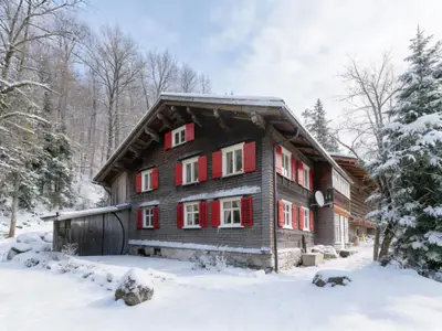 Außenseite Ferienhaus [Winter]