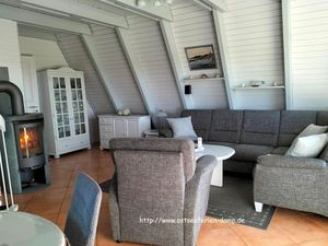 22229675-Ferienhaus-6-Damp-300x225-1