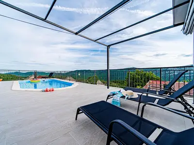 pool