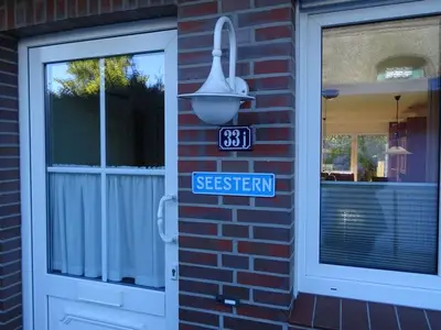 Ferienhaus für 7 Personen (90 m²) in Dangast 1/10