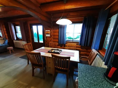 DiningRoom
