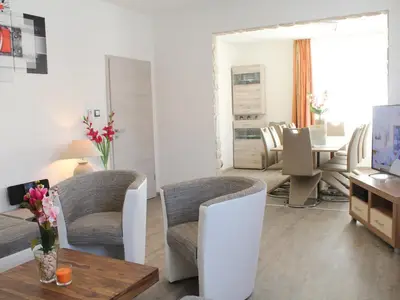 Wohnraum, modern und hell gestaltet Wohnraum, modern und hell gestaltet