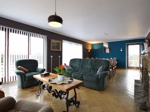 23075001-Ferienhaus-6-Daverdisse-300x225-1