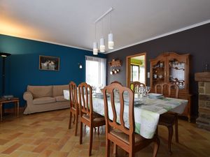 23075001-Ferienhaus-6-Daverdisse-300x225-2