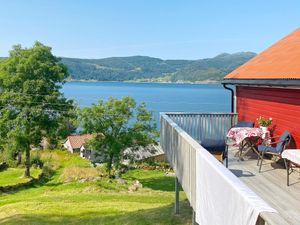 Ferienhaus für 8 Personen (130 m²) in Davik