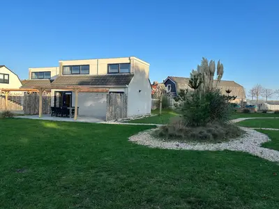 ExteriorSummer