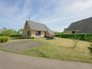 24055331-Ferienhaus-4-De Friese Meren-300x225-3