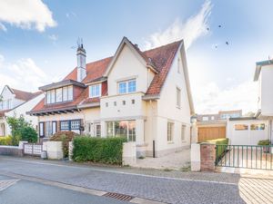 Ferienhaus für 9 Personen (200 m²) in De Haan