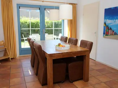 DiningRoom
