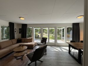 23973938-Ferienhaus-6-De Wolden-300x225-3