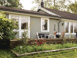 23720141-Ferienhaus-4-Degerhamn-300x225-2