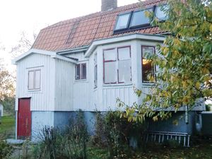 23724044-Ferienhaus-6-Degerhamn-300x225-2