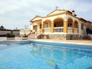 19045668-Ferienhaus-8-Dénia-300x225-0