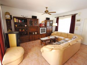 19045716-Ferienhaus-6-Dénia-300x225-5