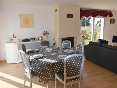 DiningRoom