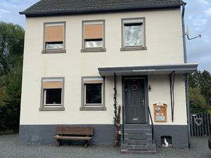 23516729-Ferienhaus-4-Deudesfeld-300x225-1