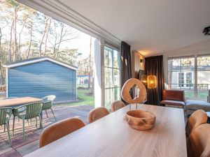 23333600-Ferienhaus-6-Deurne-300x225-5