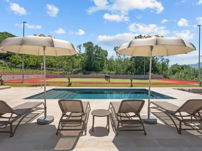 pool