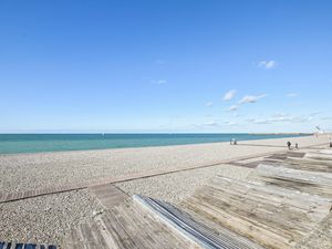 23759490-Ferienhaus-4-Dieppe-300x225-1