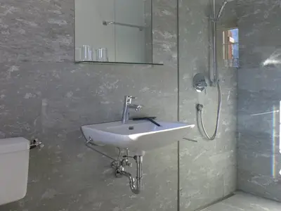 Badezimmer EG