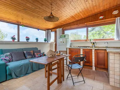 Küche und Essbereich