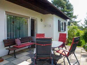 23838101-Ferienhaus-6-Dittishausen-300x225-2