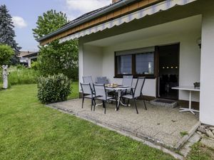 23836436-Ferienhaus-9-Dittishausen-300x225-1