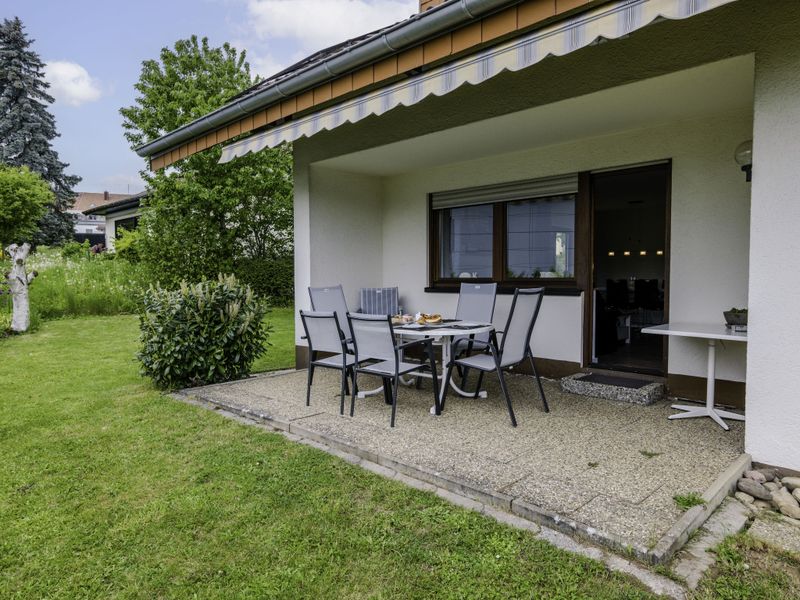 23836436-Ferienhaus-9-Dittishausen-800x600-1