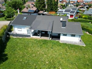 23851906-Ferienhaus-4-Dittishausen-300x225-3